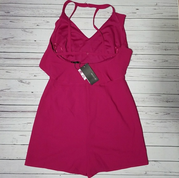 19 Cooper Women's Magenta Halter Romper - Picture 2 of 5